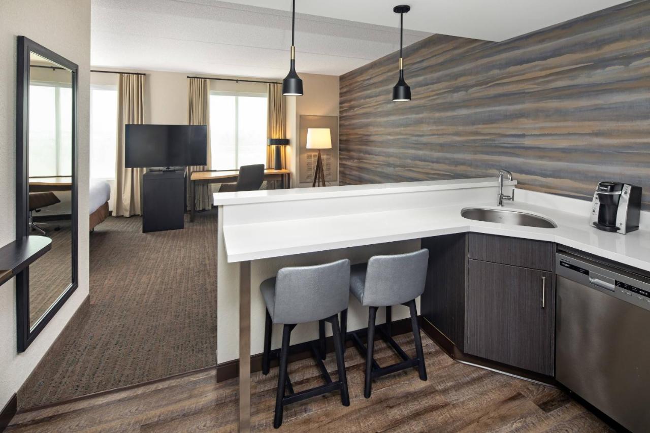 Residence Inn By Marriott Toronto Mississauga West Екстер'єр фото
